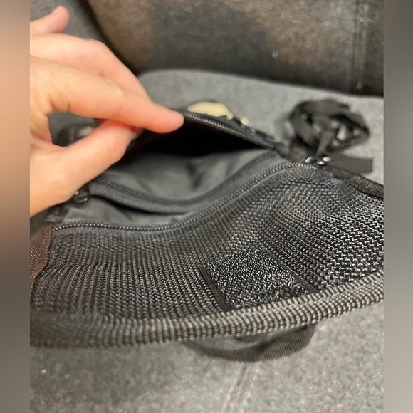 Austin House Travel wallet and organizer - Picture 5 of 9